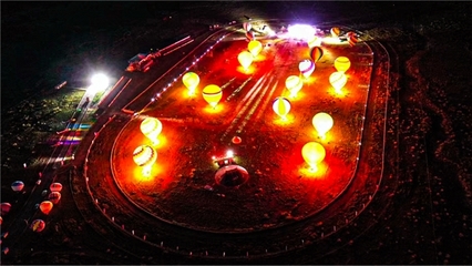 侶行夫婦任首席推薦官,首屆&ldquo;中國(guó)巴里坤泛戶外大會(huì)&rdquo;開幕